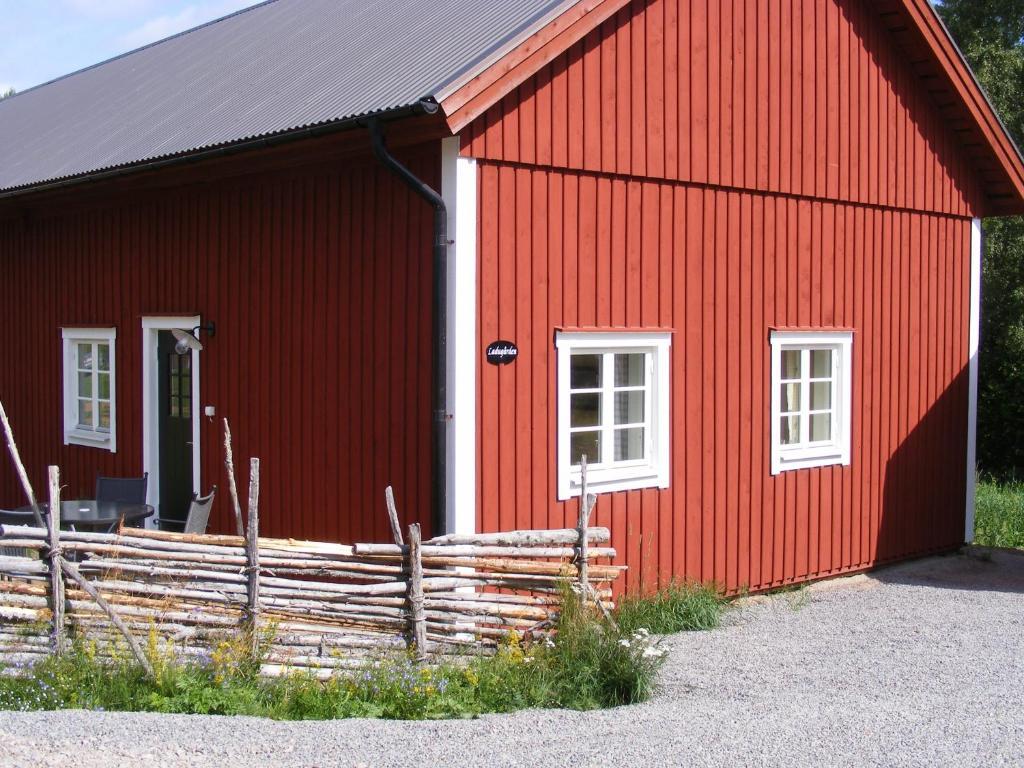 Vimmerby Stugby Habitación foto